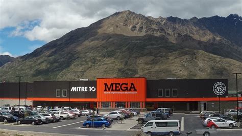 mitre 10 queenstown